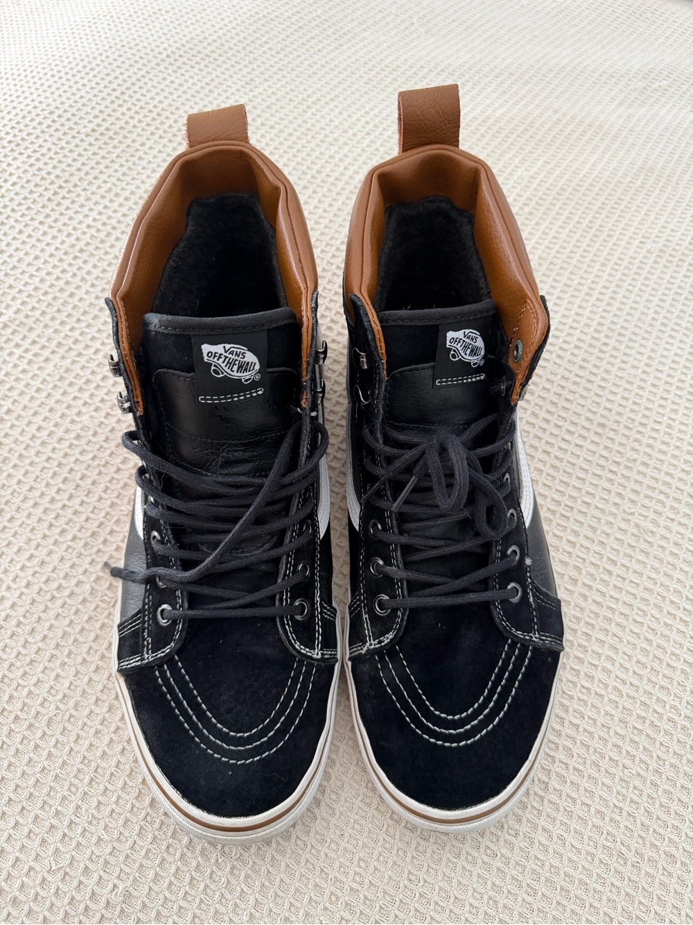 Vans Black/Brown Insulated Sk8 Hi Mte scotchgard
